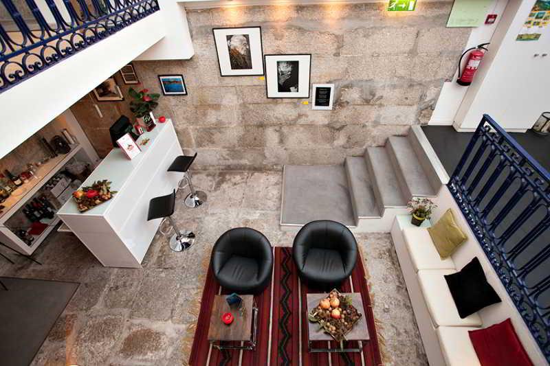 Gallery *
