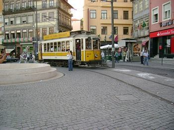 Entreparedes Apartment Porto