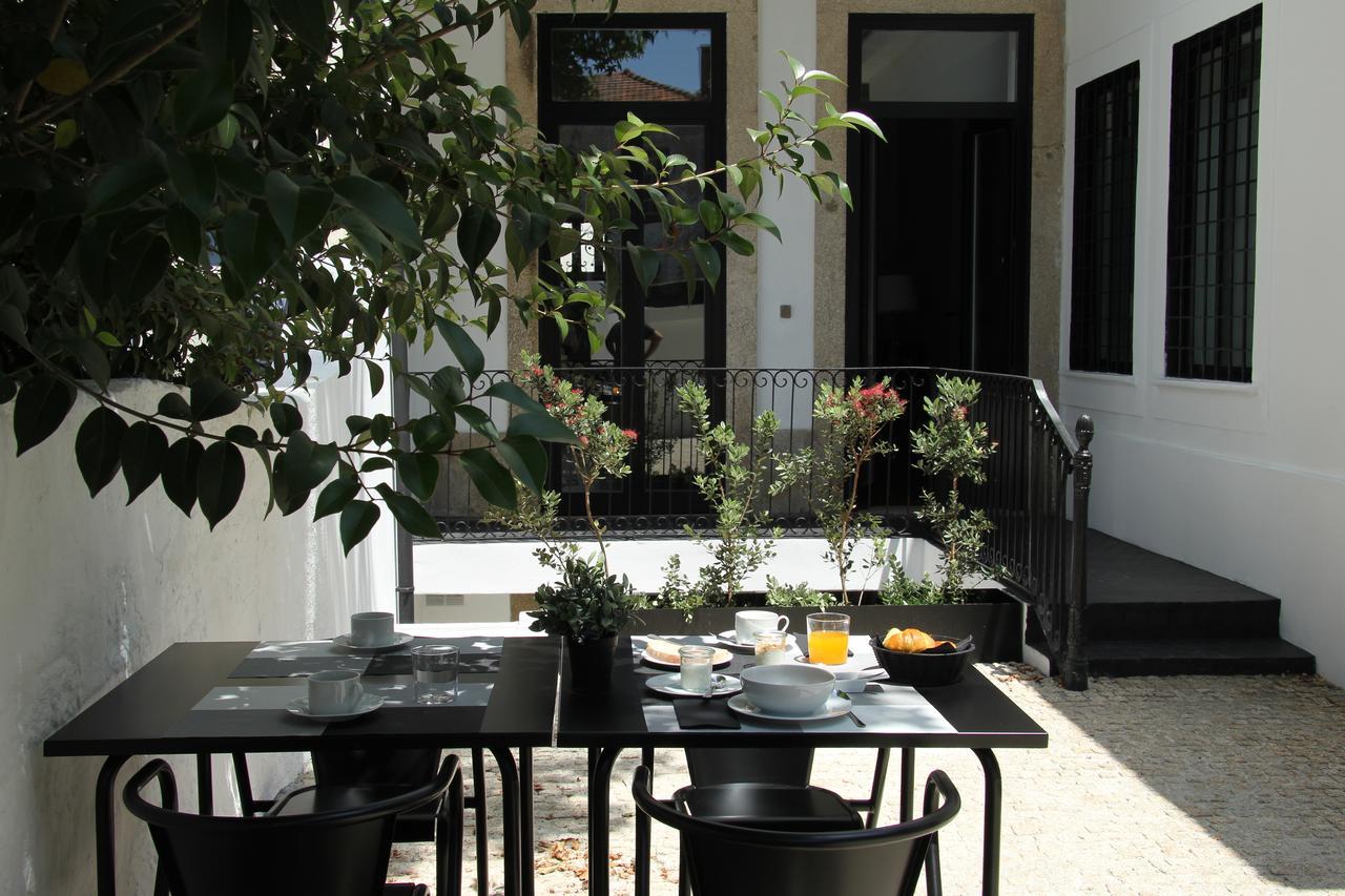 Bed & Breakfast Music 3*