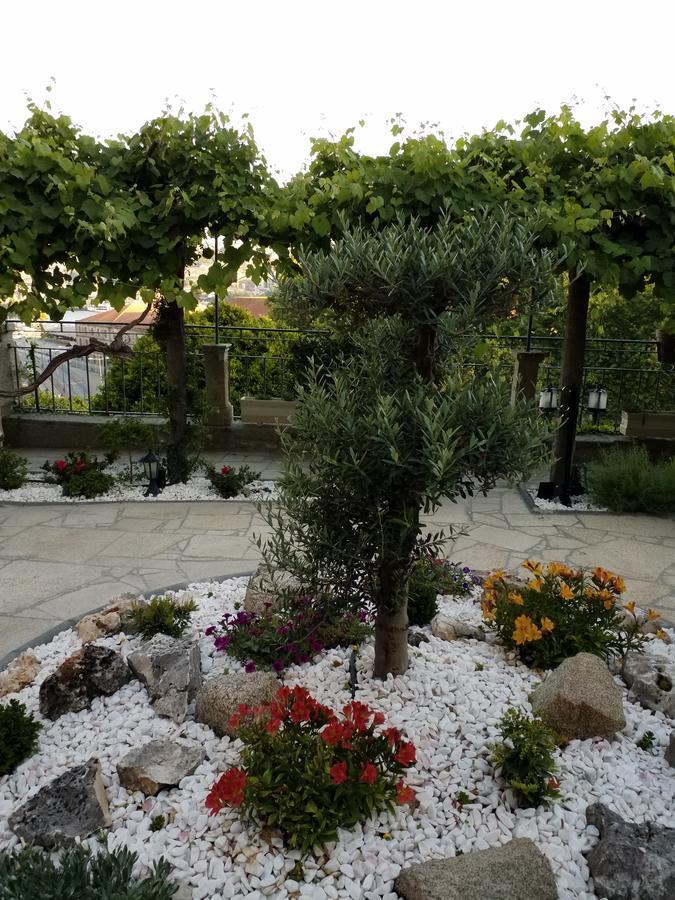 Private 2* Porto