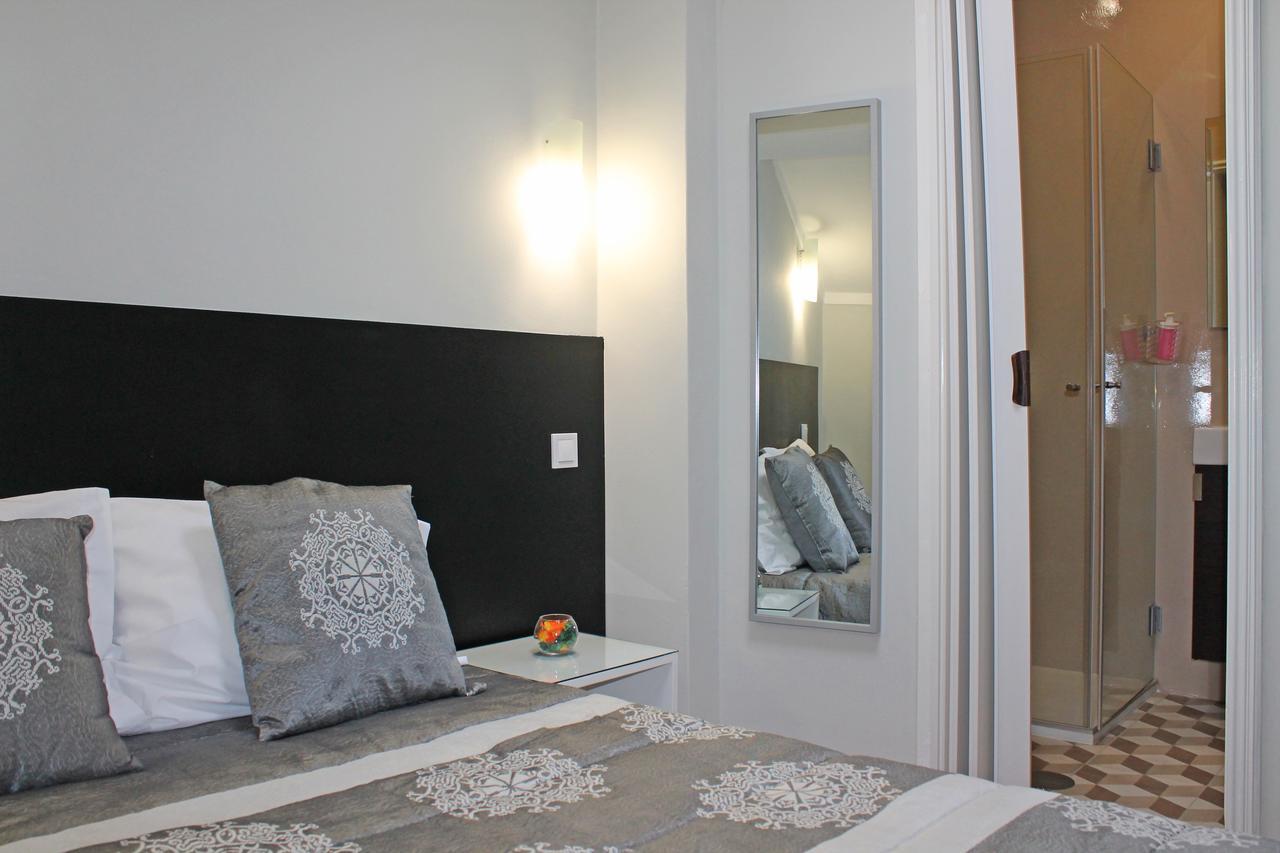 Lunar Guest house 3*