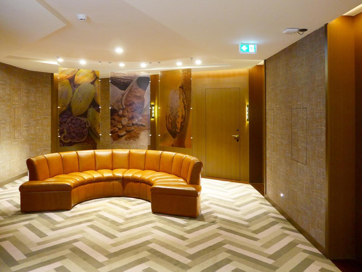 Hotel Pestana - A Brasileira, Center & Heritage Building