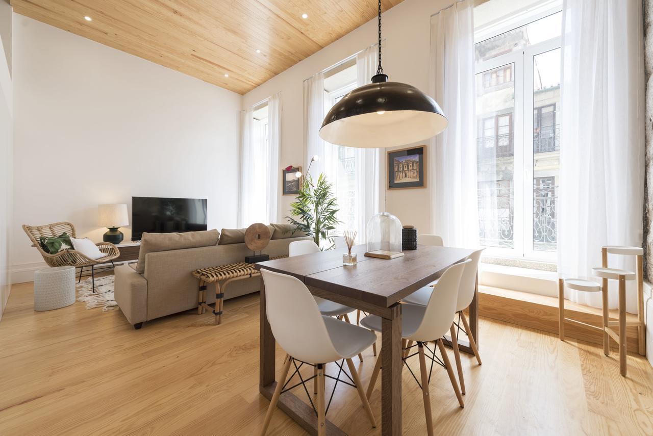Bmyguest - Downtown Mezzanine Apartment