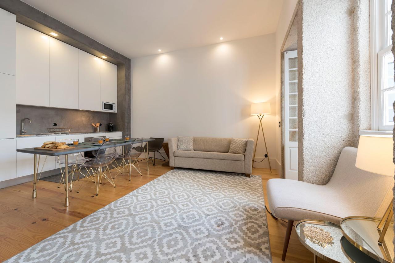 Lovelystay - Dirk Almada 3º T Apartment *