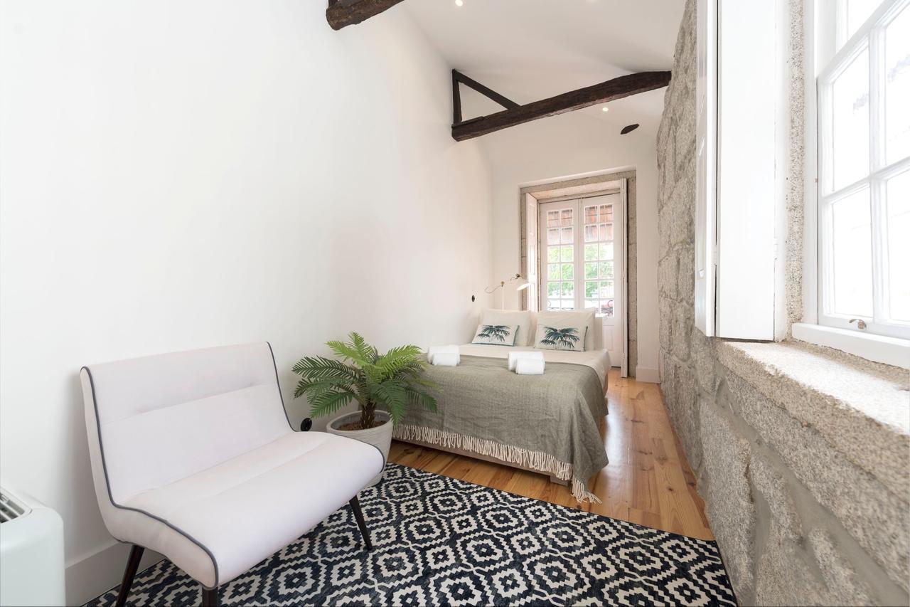 Lovelystay - Dirk Almada 3º T Apartment