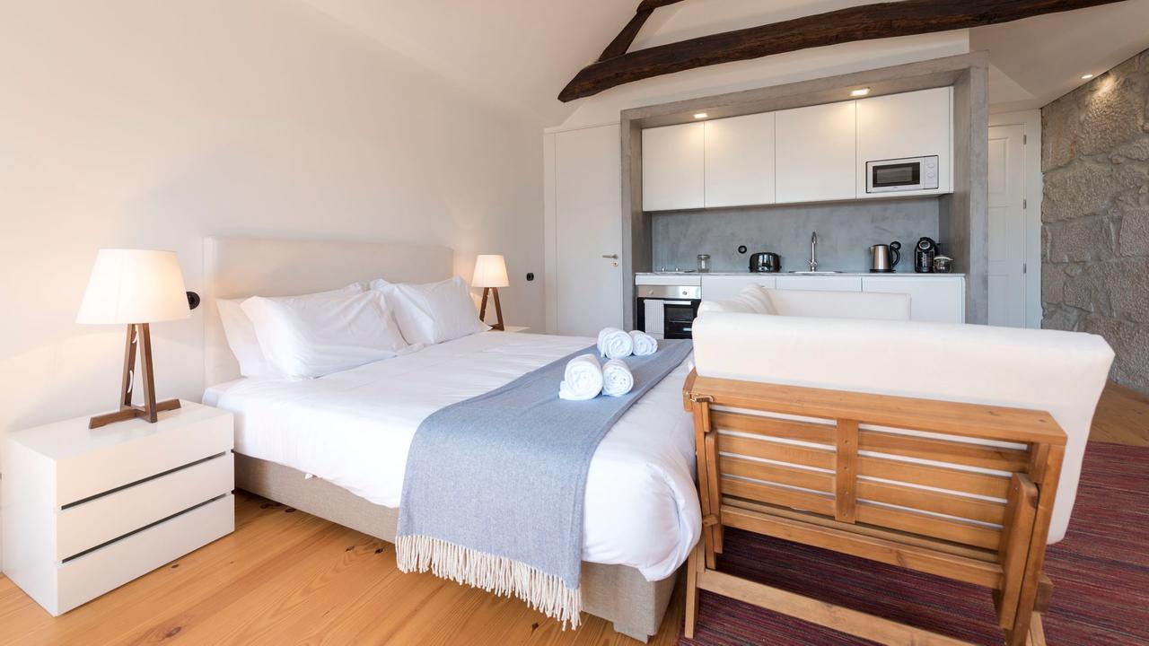Lovelystay - Dirk - Almada 4º F Porto