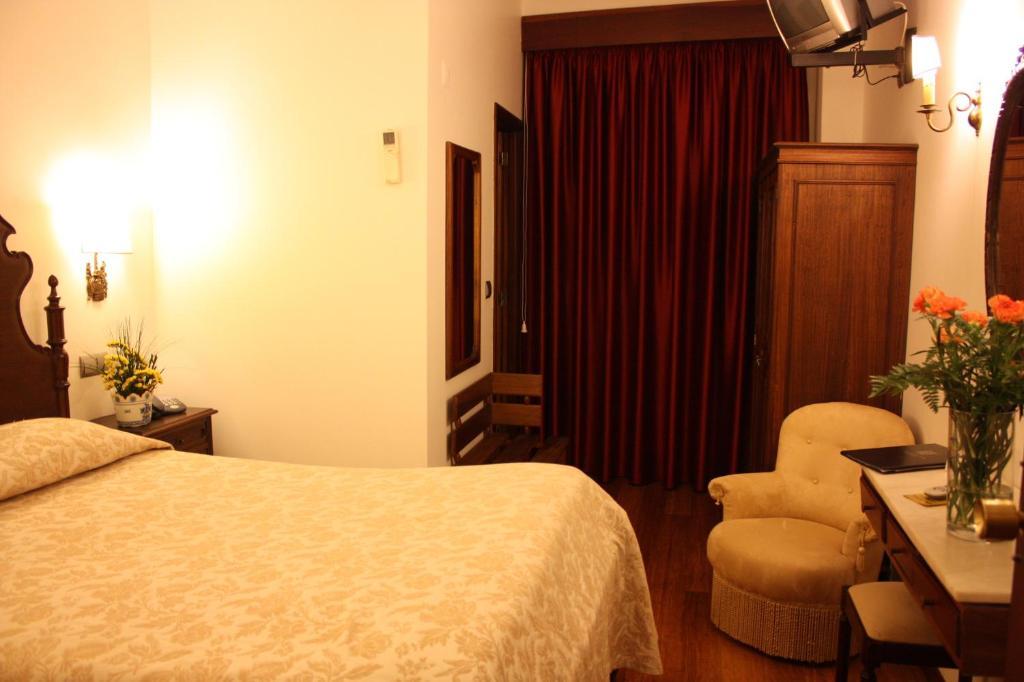 Vice-rei Hotel 2*