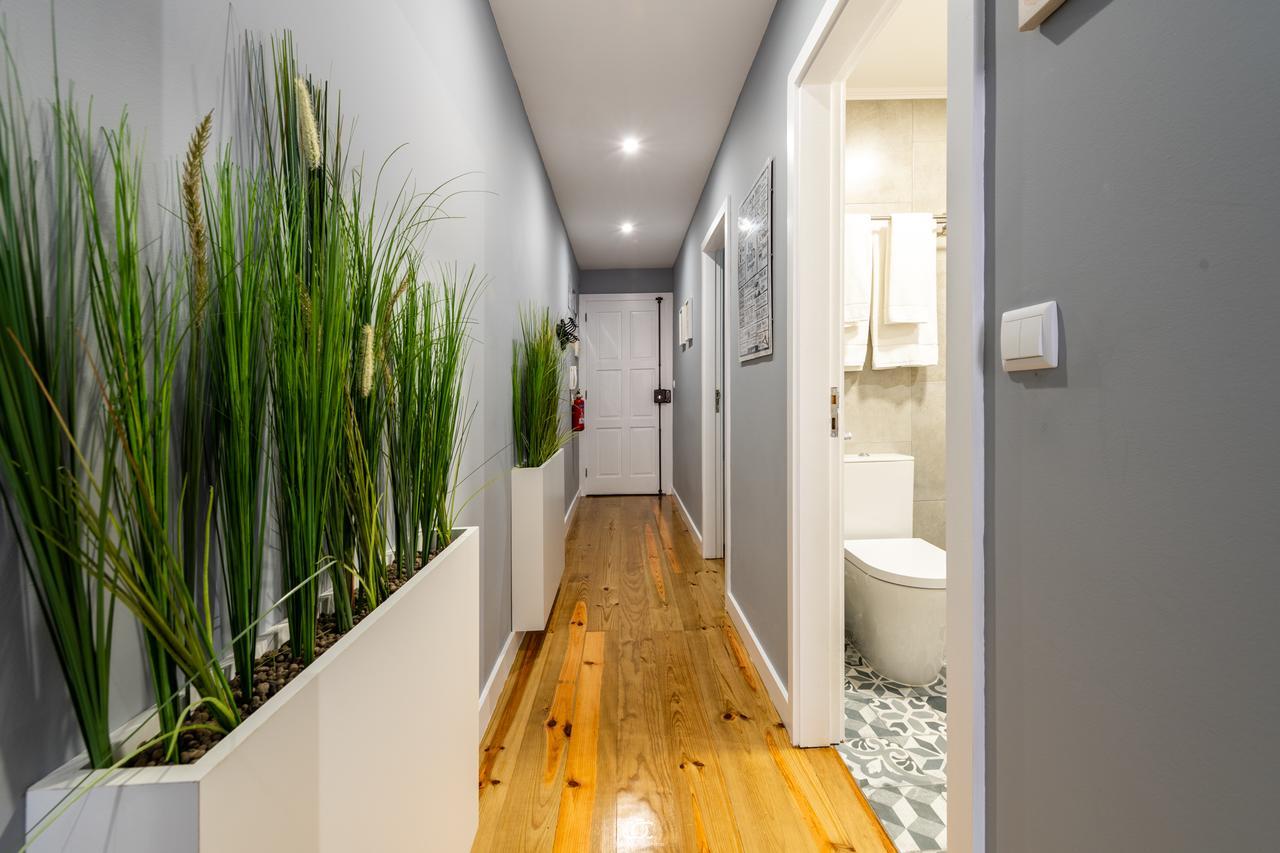 Merc Downtown's Place Apartment *