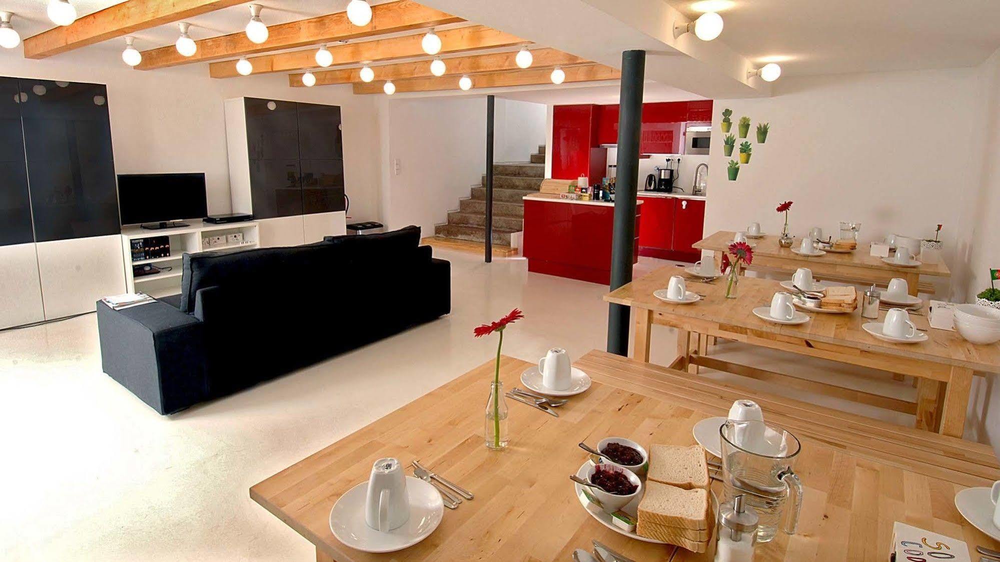 Hostel So Cool *