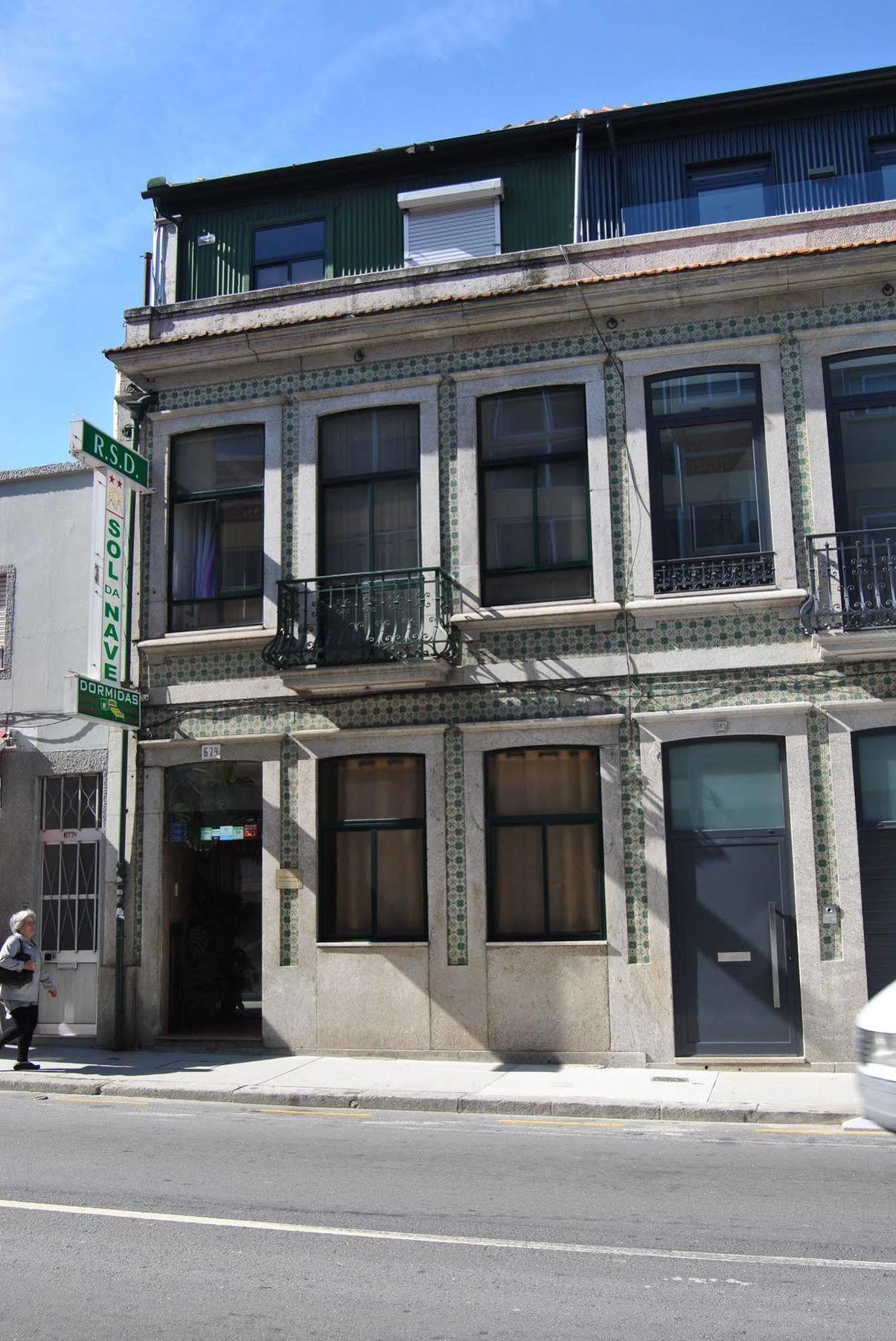 Guest house Residencial Sol Da Nave Porto