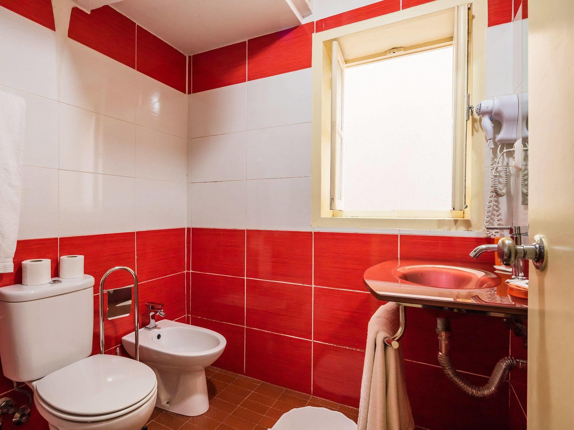 Pedra Iberica Guest house 3*