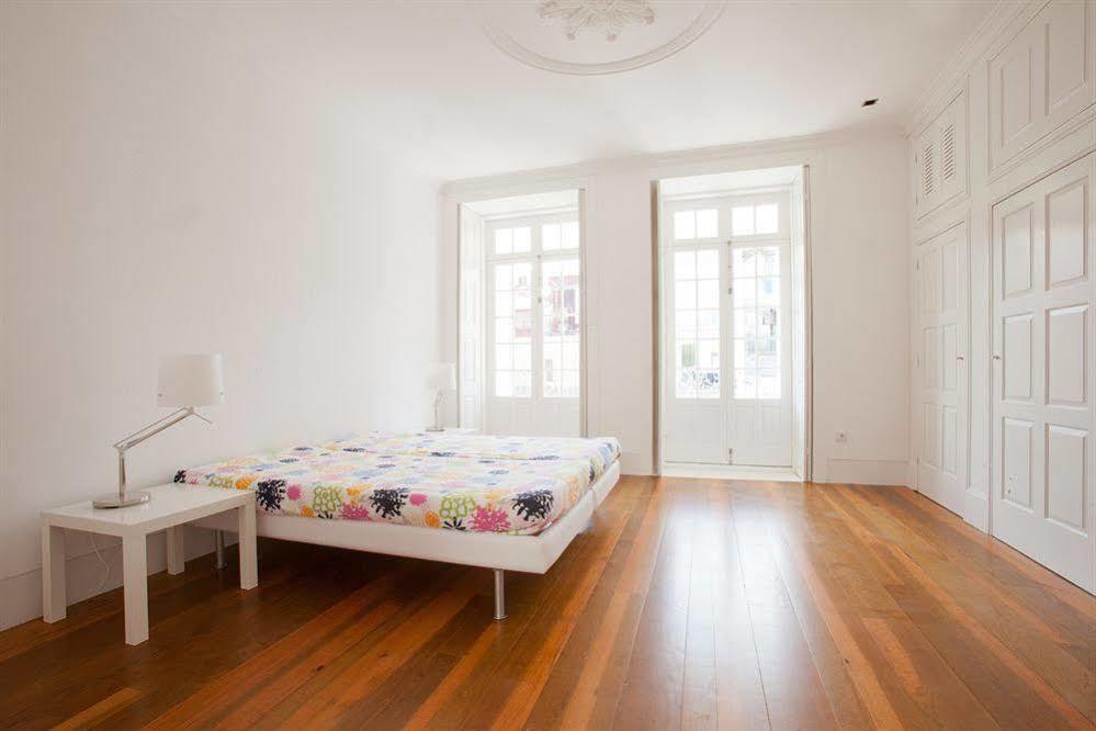 Lounge & By Host Wise Porto