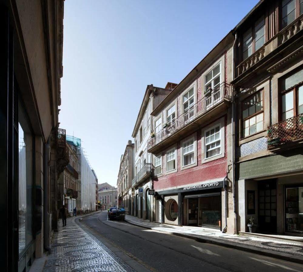 Entreparedes 3* Porto
