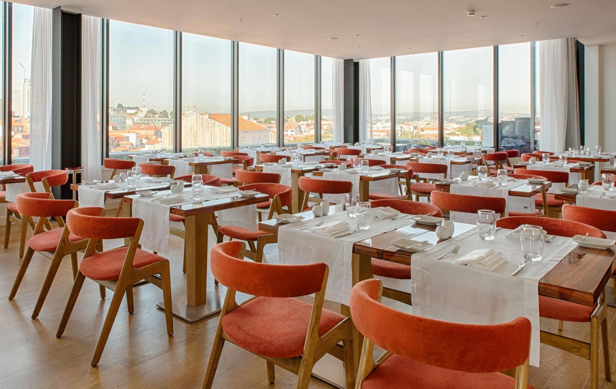 Premium Downtown Hotel