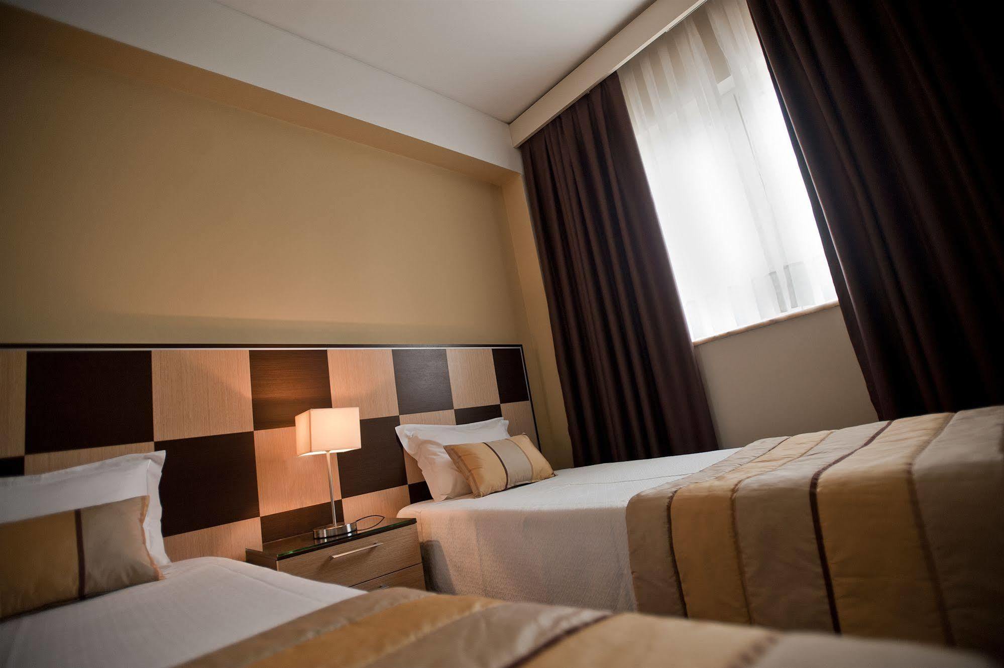 Wot Hotel 3*