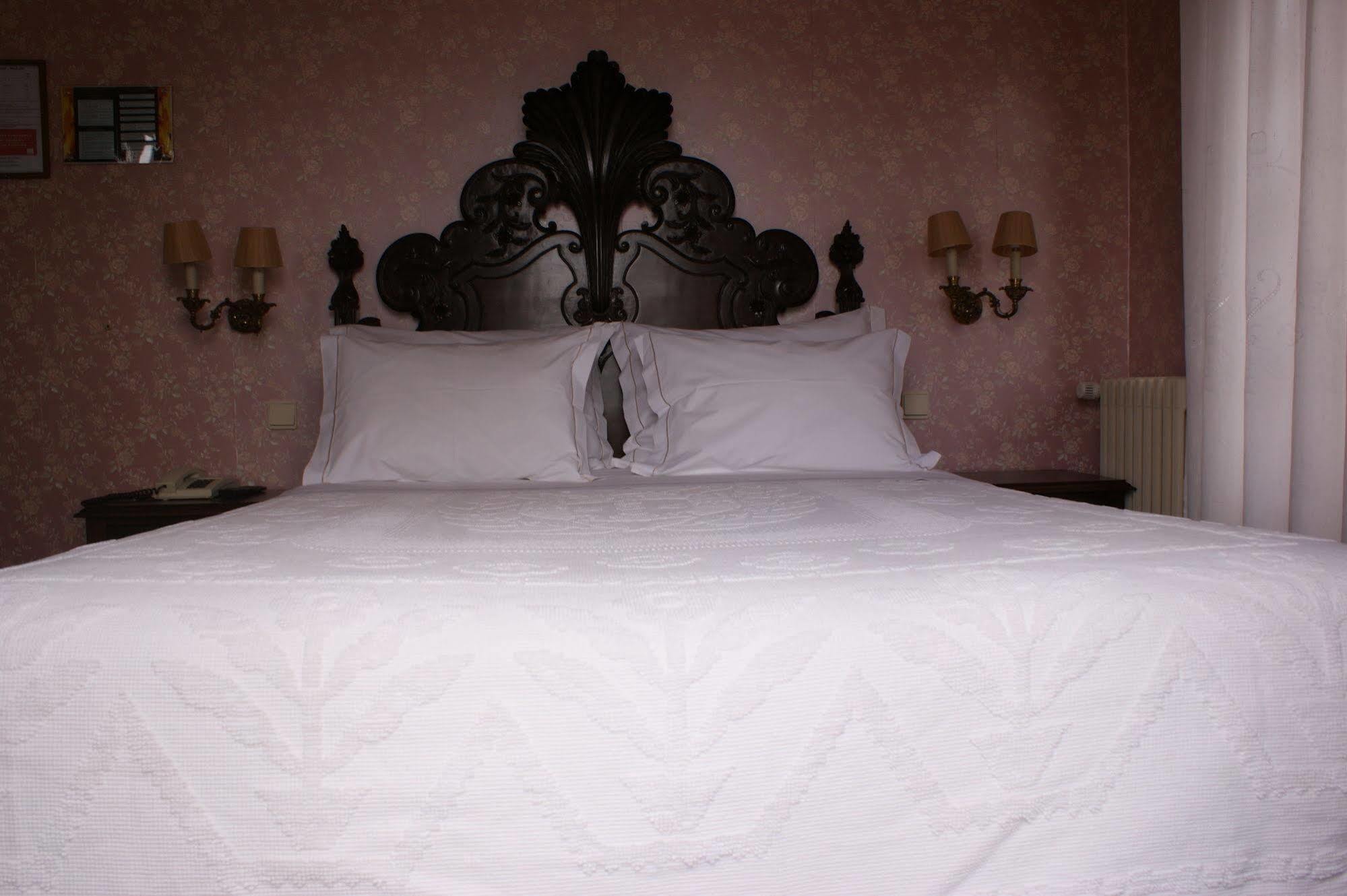 Castelo Santa Catarina Gasthuis 2*