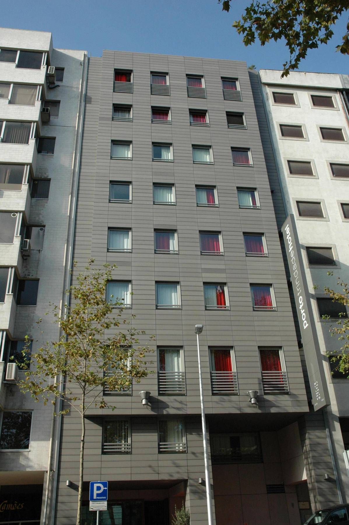 Hotel Trindade 4*