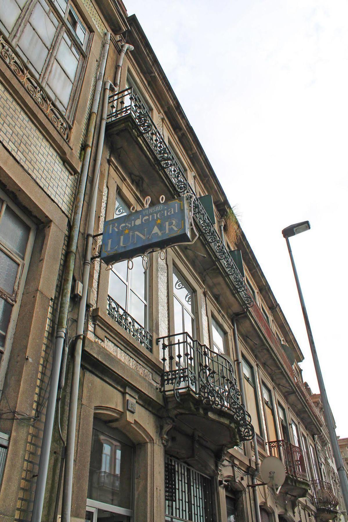 Lunar Porto