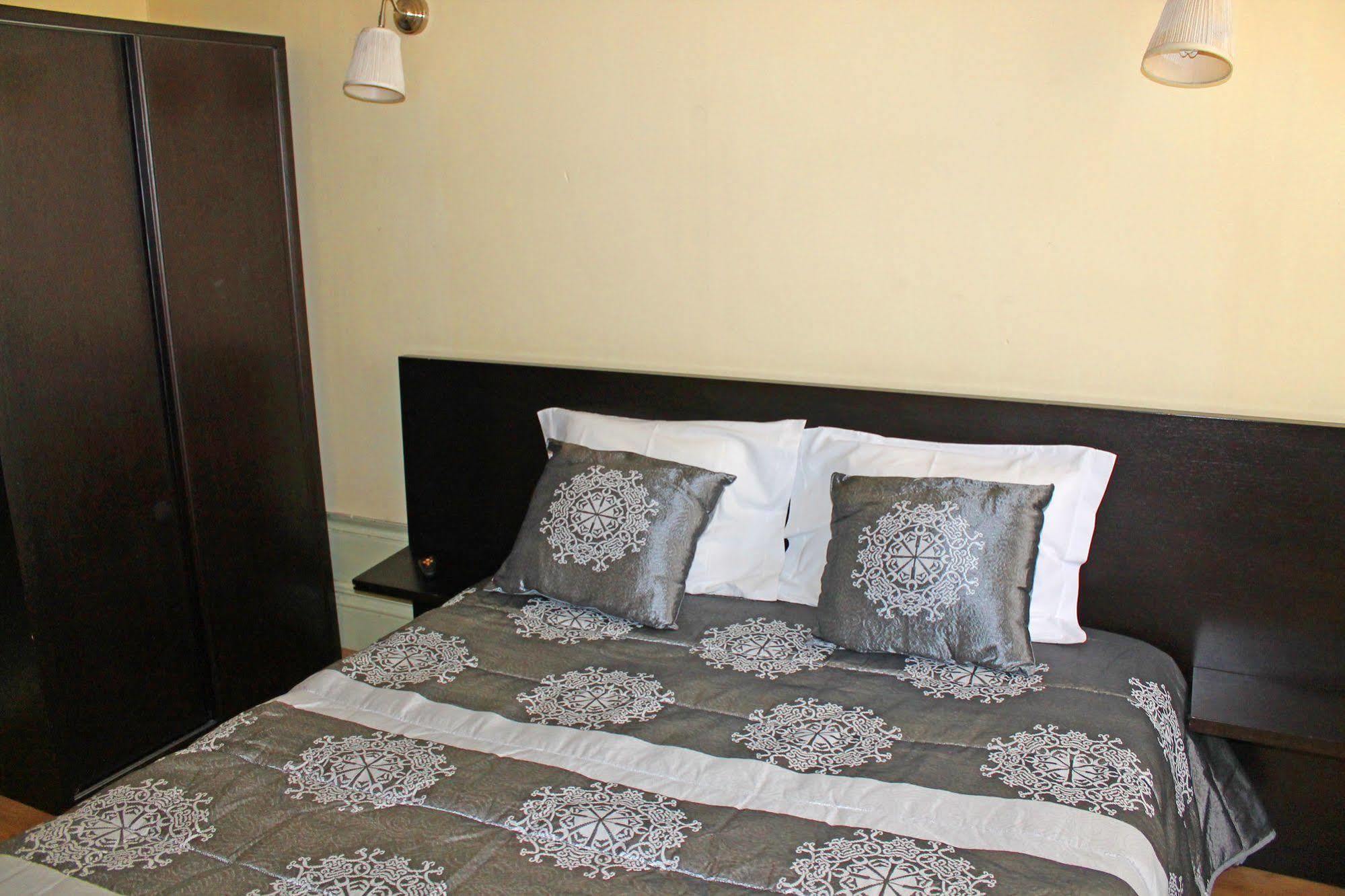 Lunar Guest house