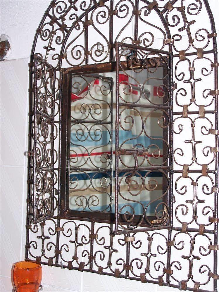 - Porto