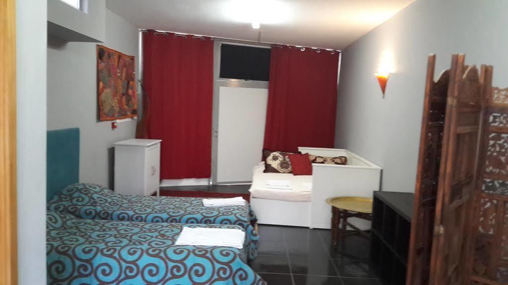 Bed & Breakfast -