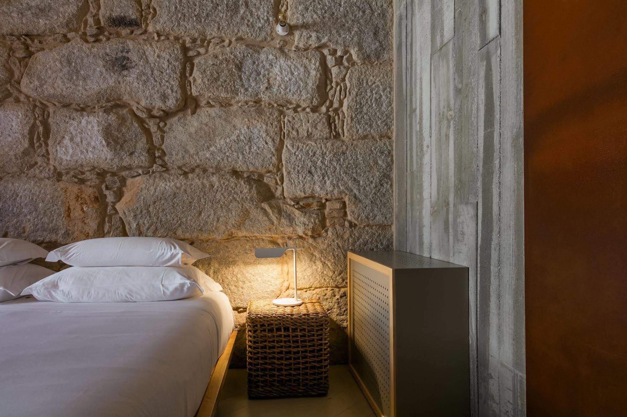 Gasthuis Armazem Luxury Housing- Architectural & Design Porto