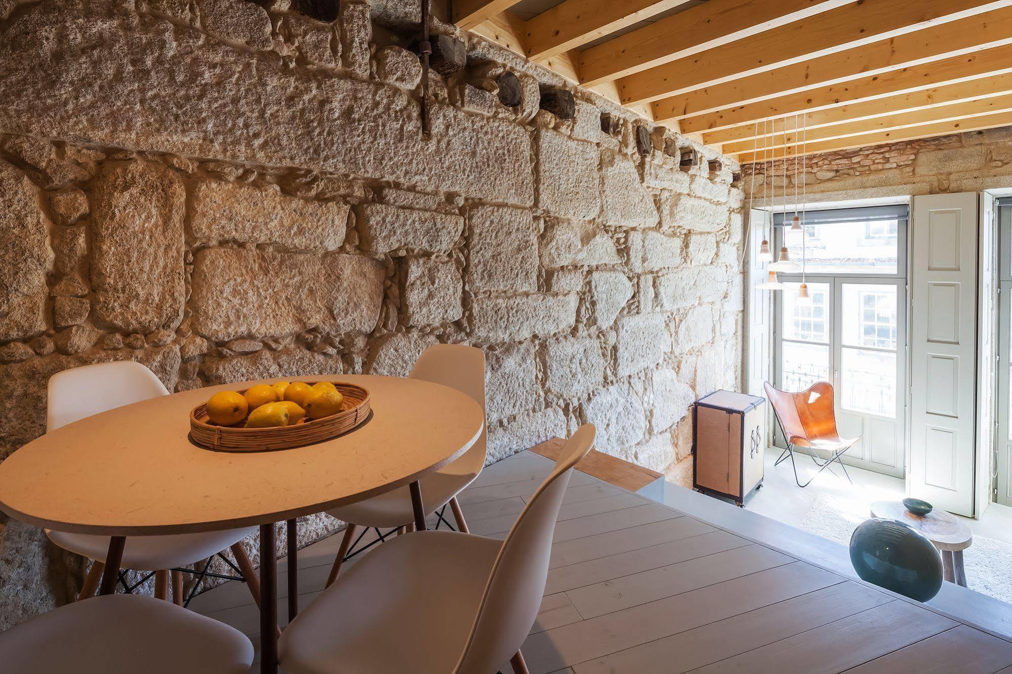 Gasthuis Armazem Luxury Housing- Architectural & Design Porto