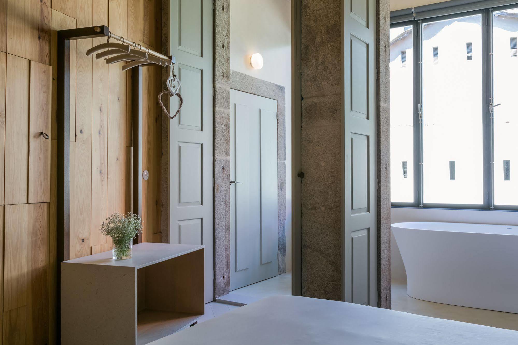 Armazem Luxury Housing- Architectural & Design Gasthuis 2*