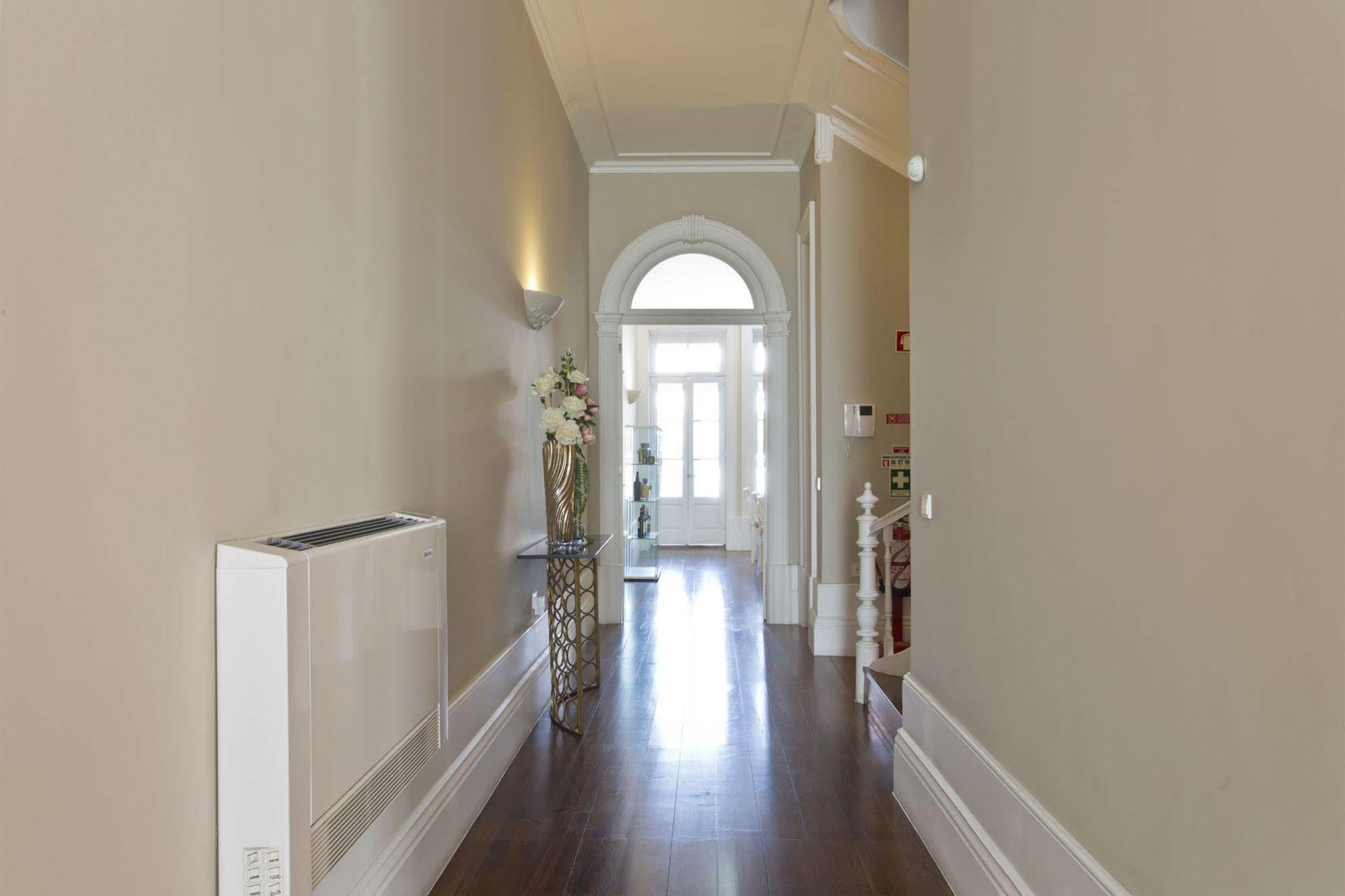 Oporto Comfort Charming Cedofeita - Free Parking Porto