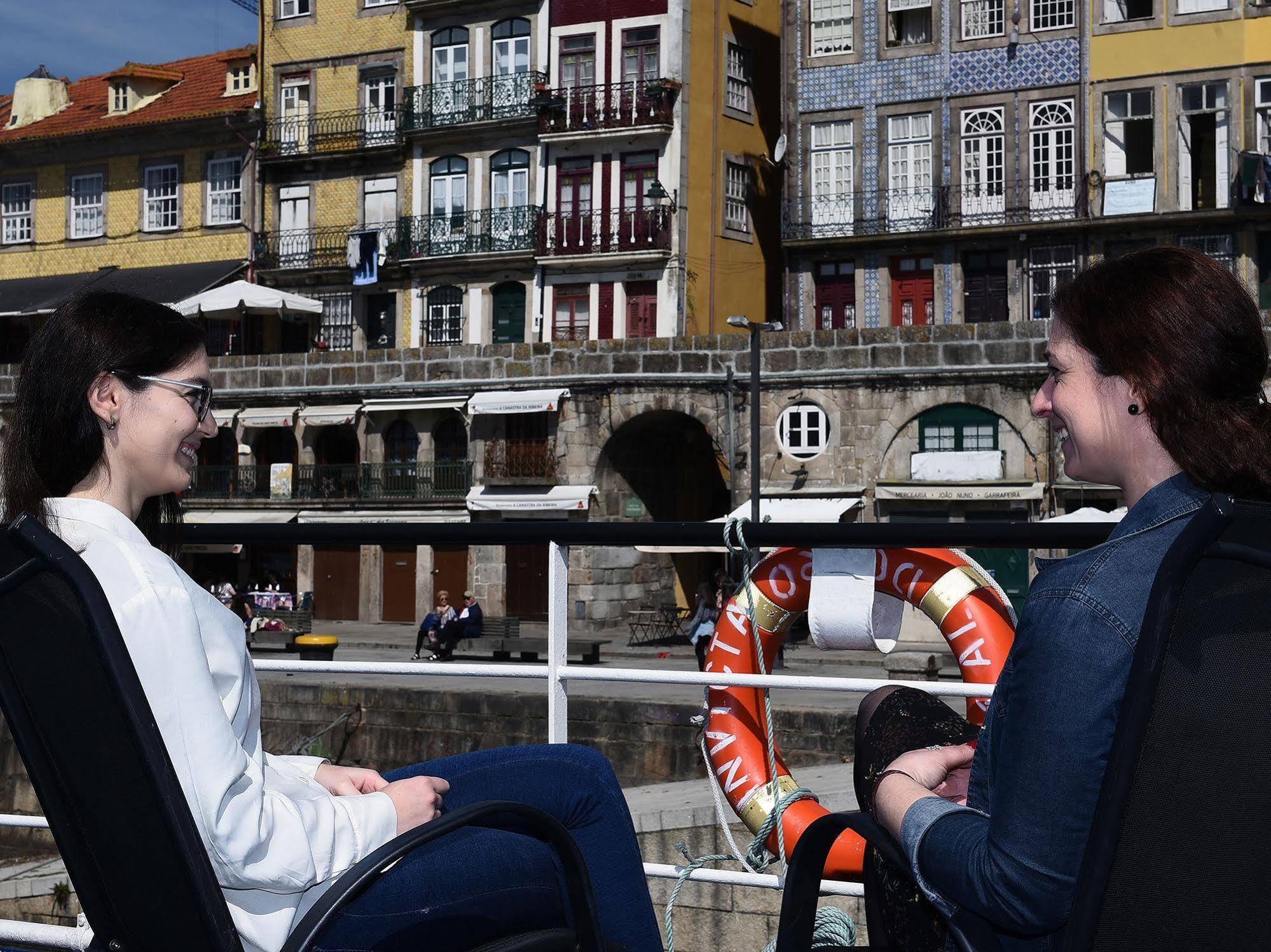 Invicta Ribeira Boat 3* Porto