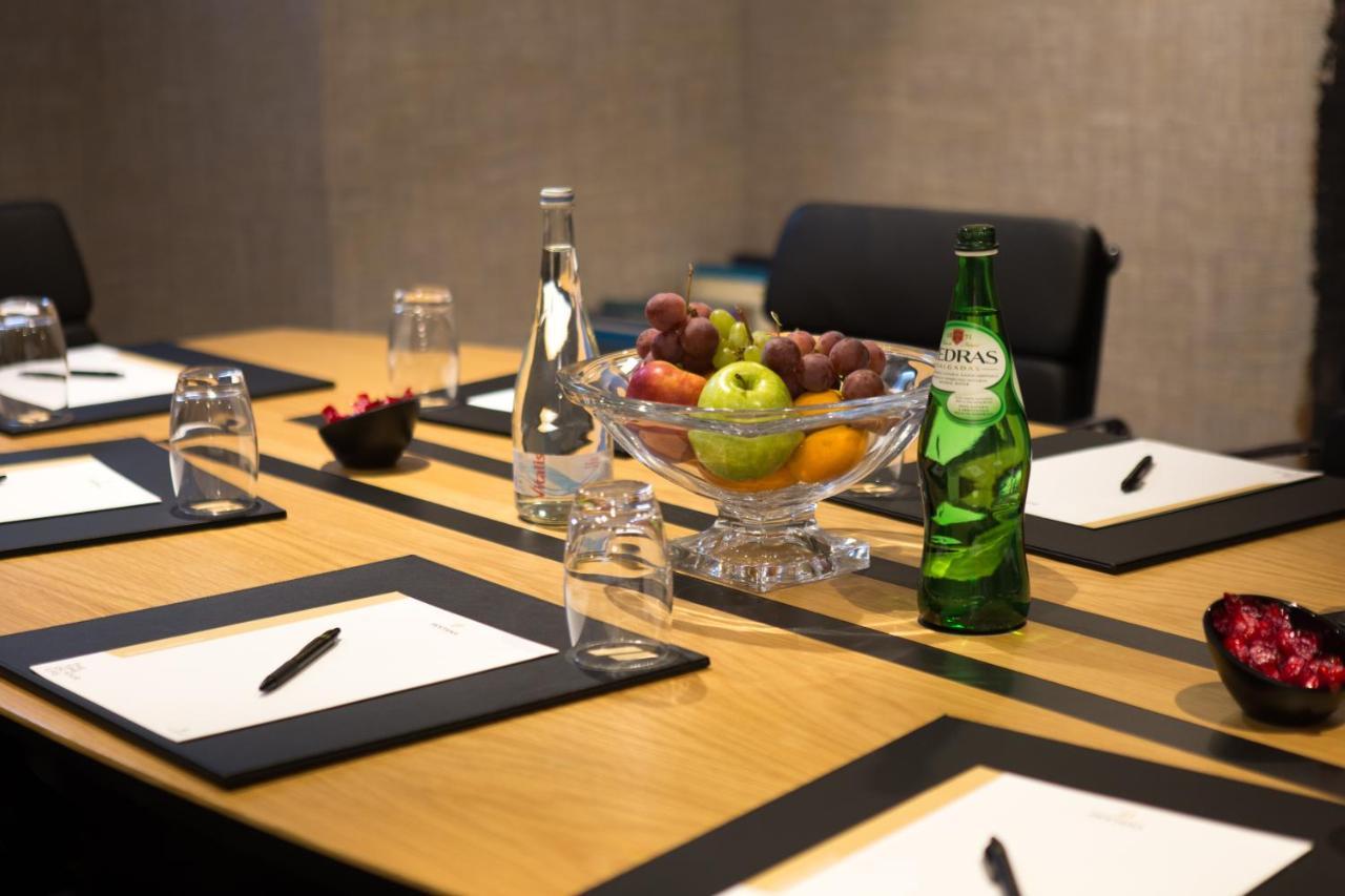 Hotel Pestana - A Brasileira, Center & Heritage Building