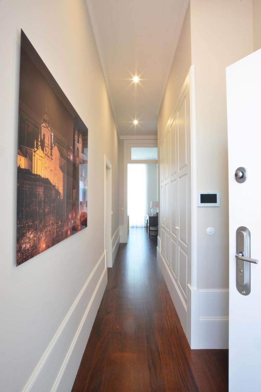 Youropo - Market Apartment