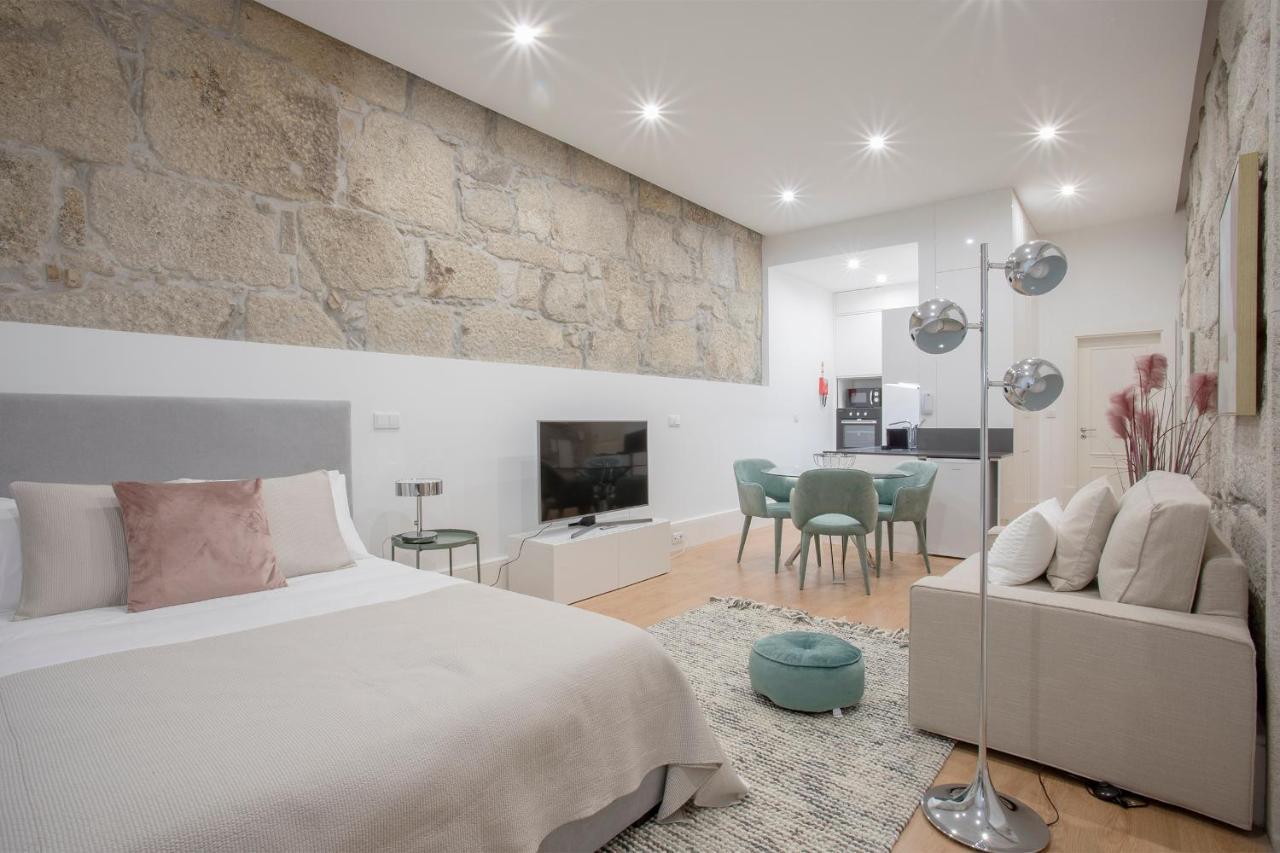 Apartment Liiiving In | Downtown Luxury *
