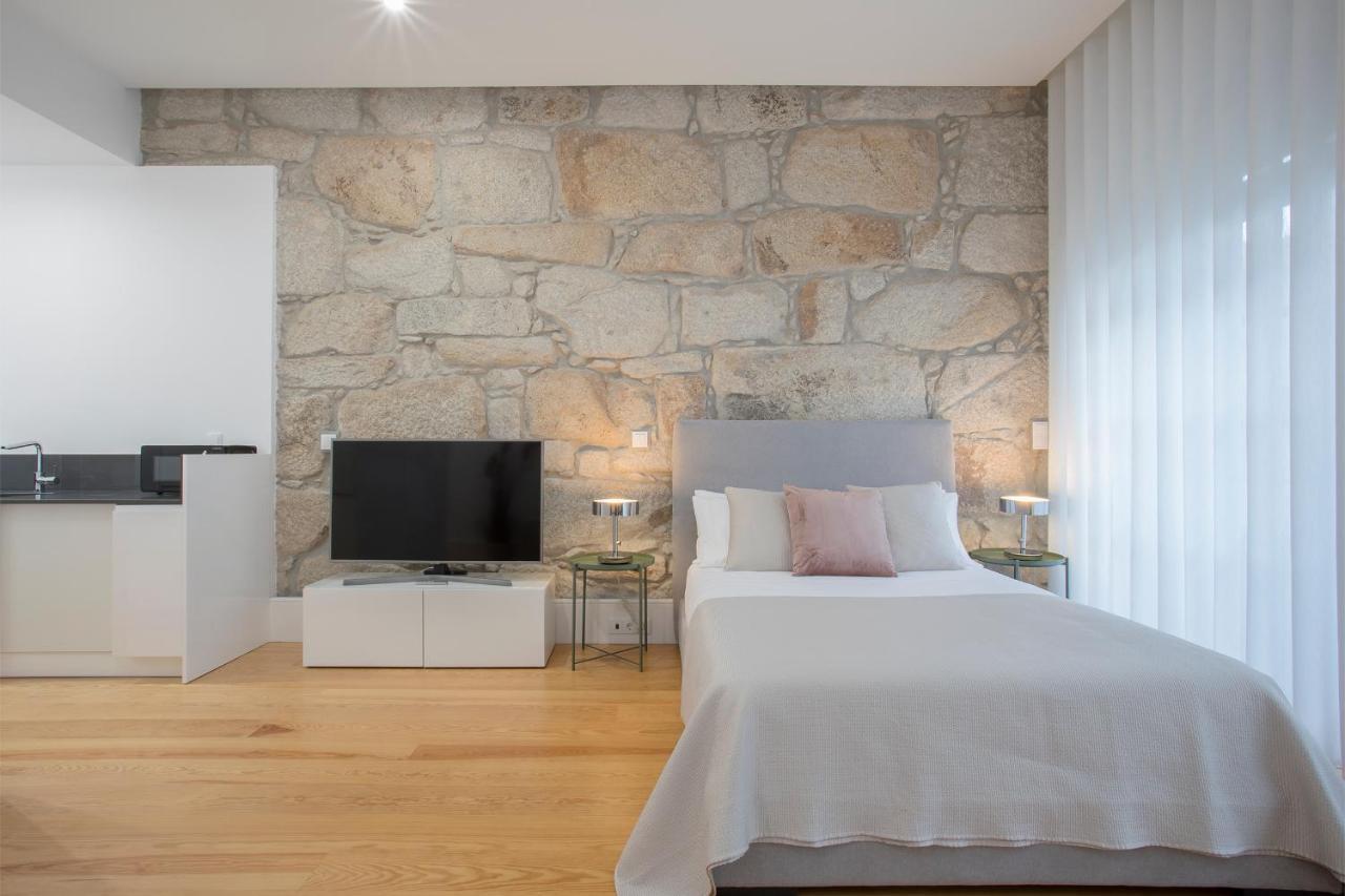 Liiiving In | Downtown Luxury Apartment *