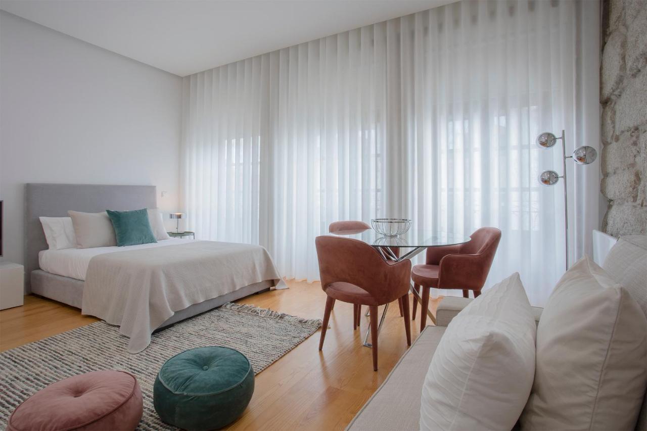 Liiiving In | Downtown Luxury Apartment *