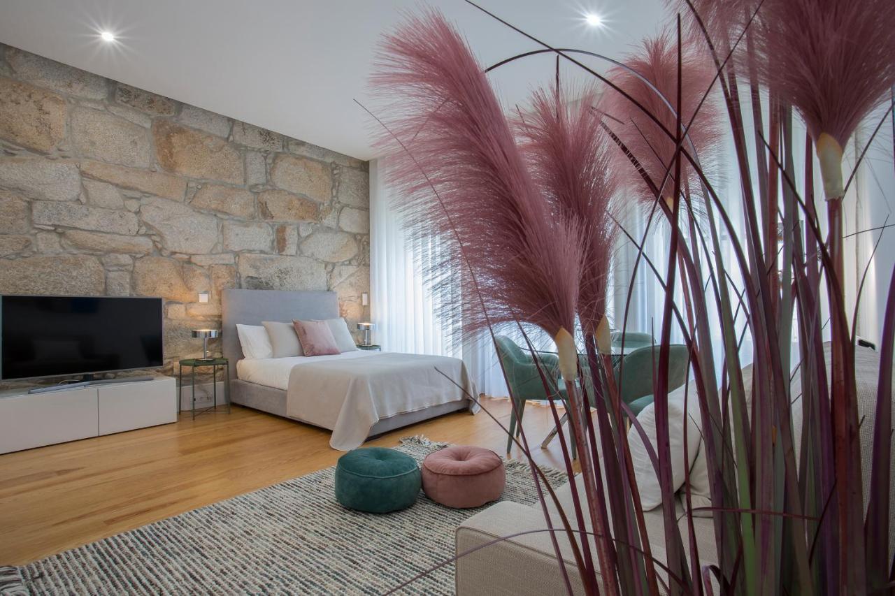 Apartment Liiiving In | Downtown Luxury *