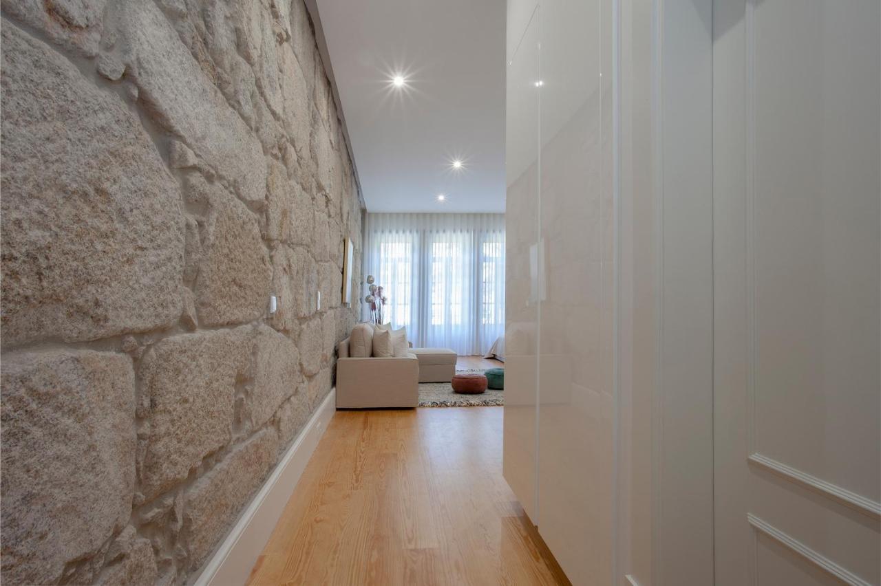 Liiiving In | Downtown Luxury Apartment Porto