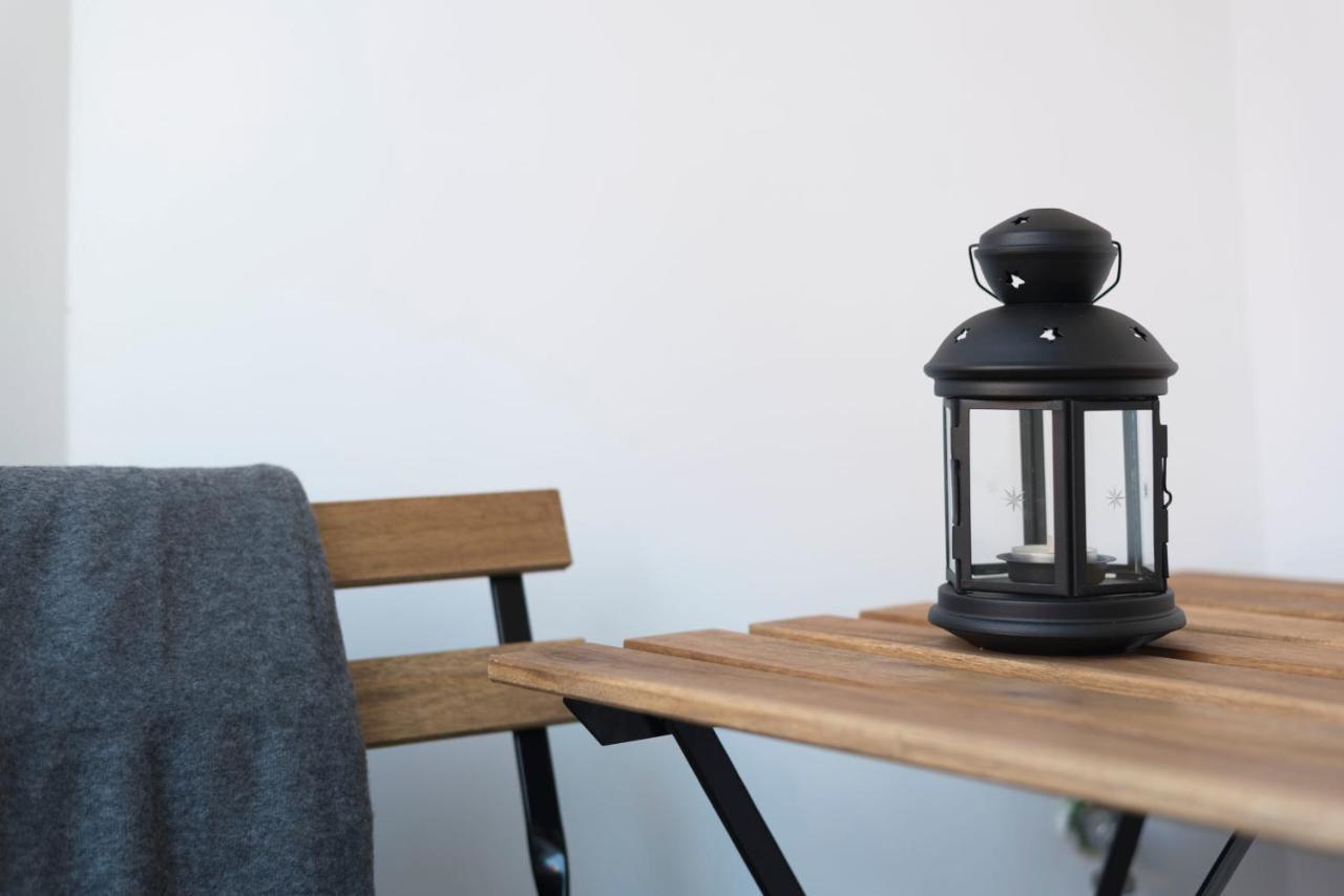 Lovelystay - Box Apartment Porto