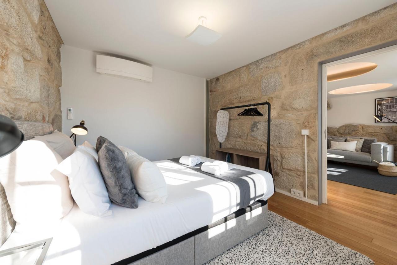 Lovelystay - Sao Domingos Apartment