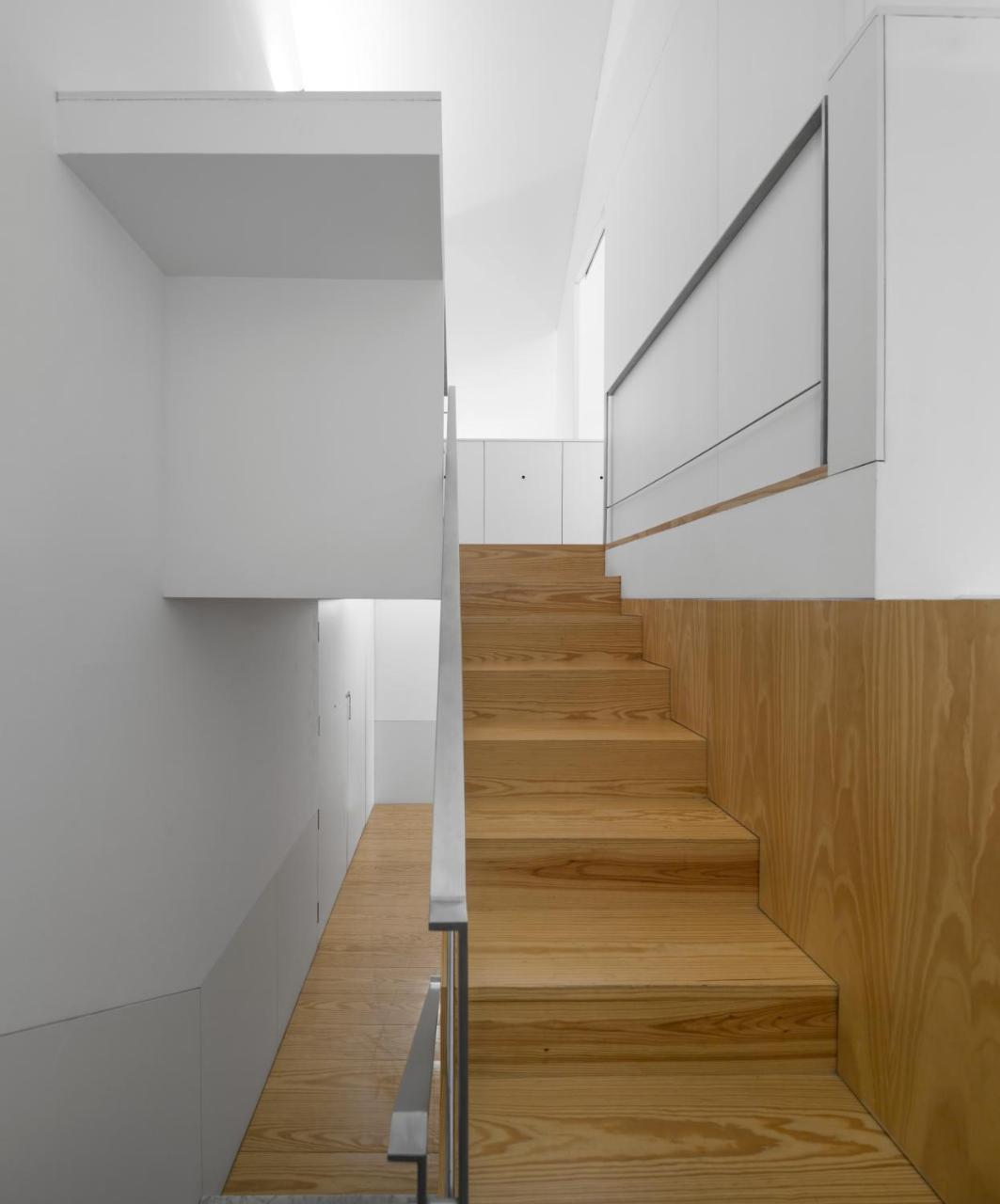 Flattered To Be In Appartement *