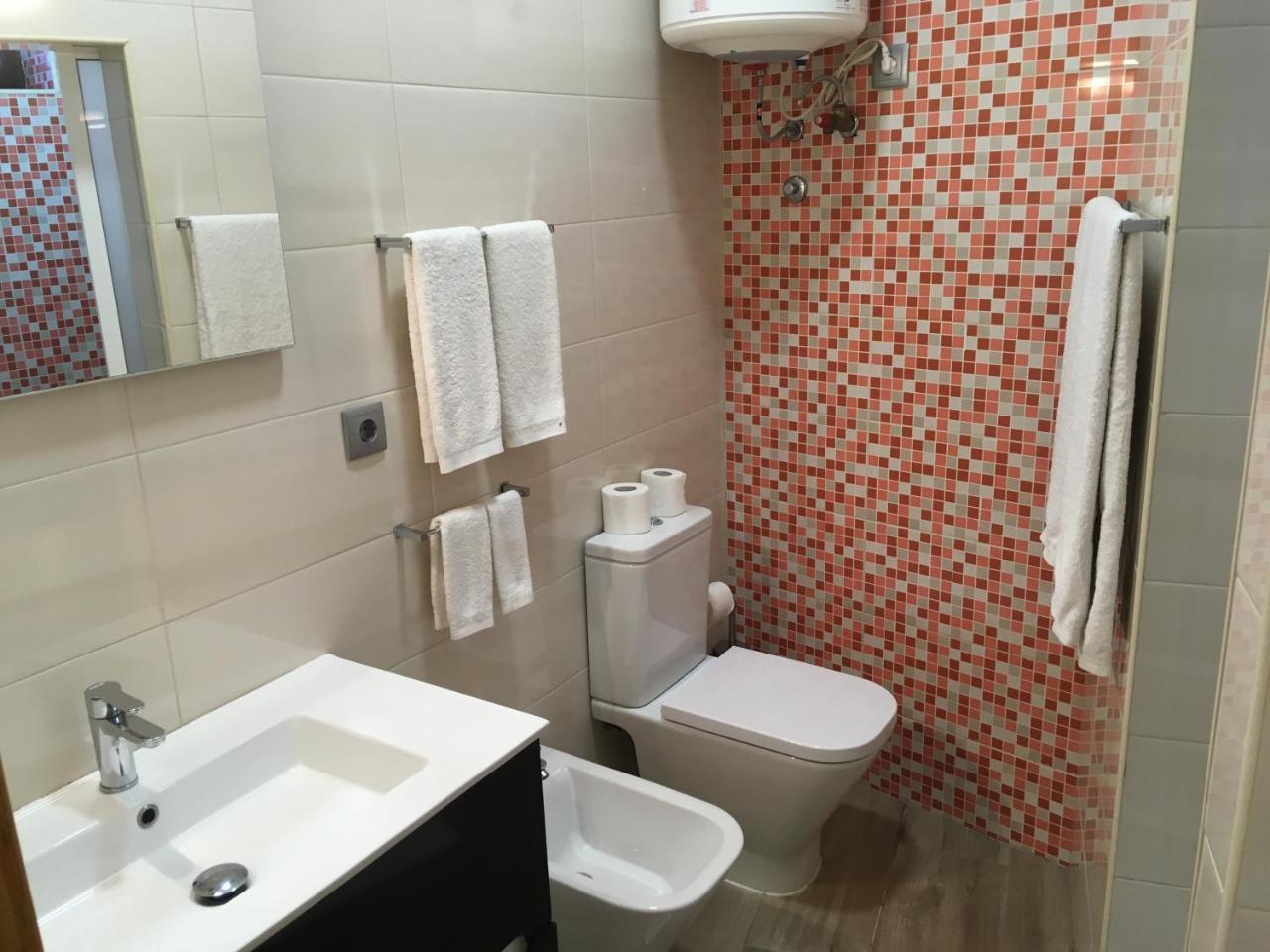 Apartment Oliveiras *