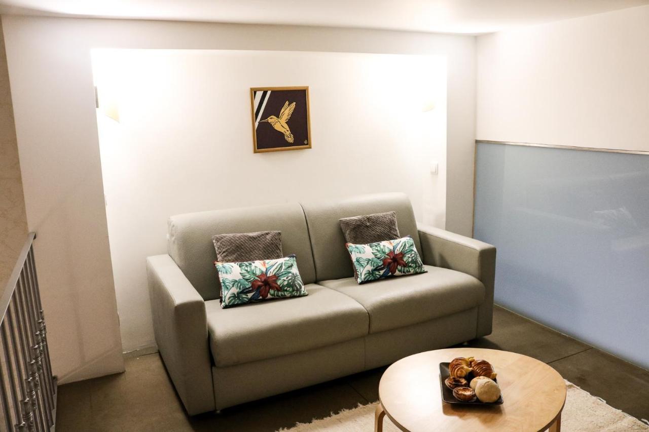 Santo Da Casa / Sc Apartment *