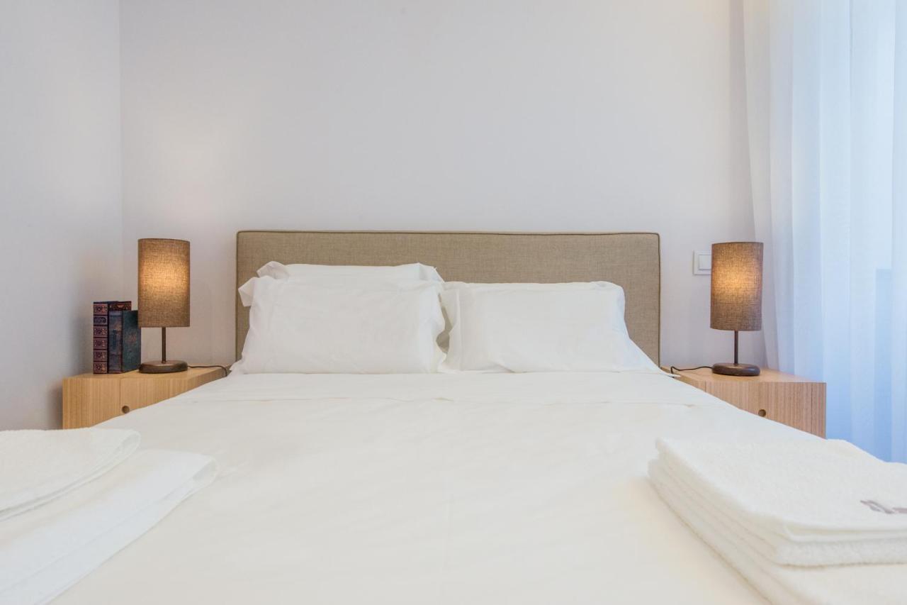 Domum Apartment *