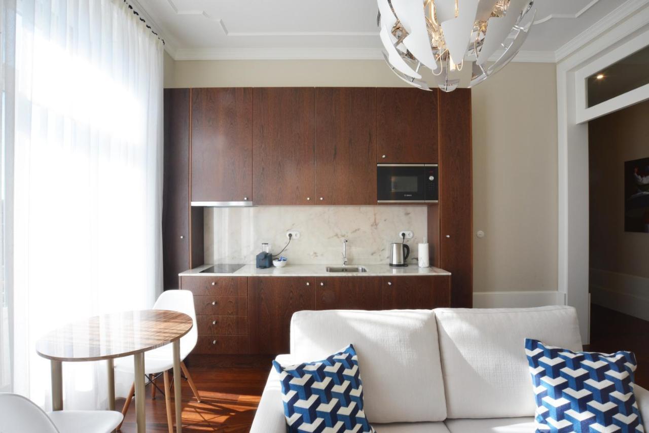 Youropo - Market Apartment