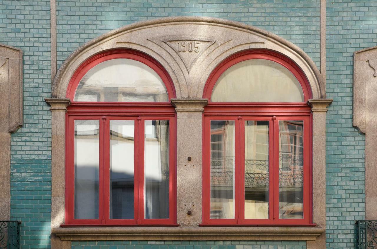 Apartment 1905