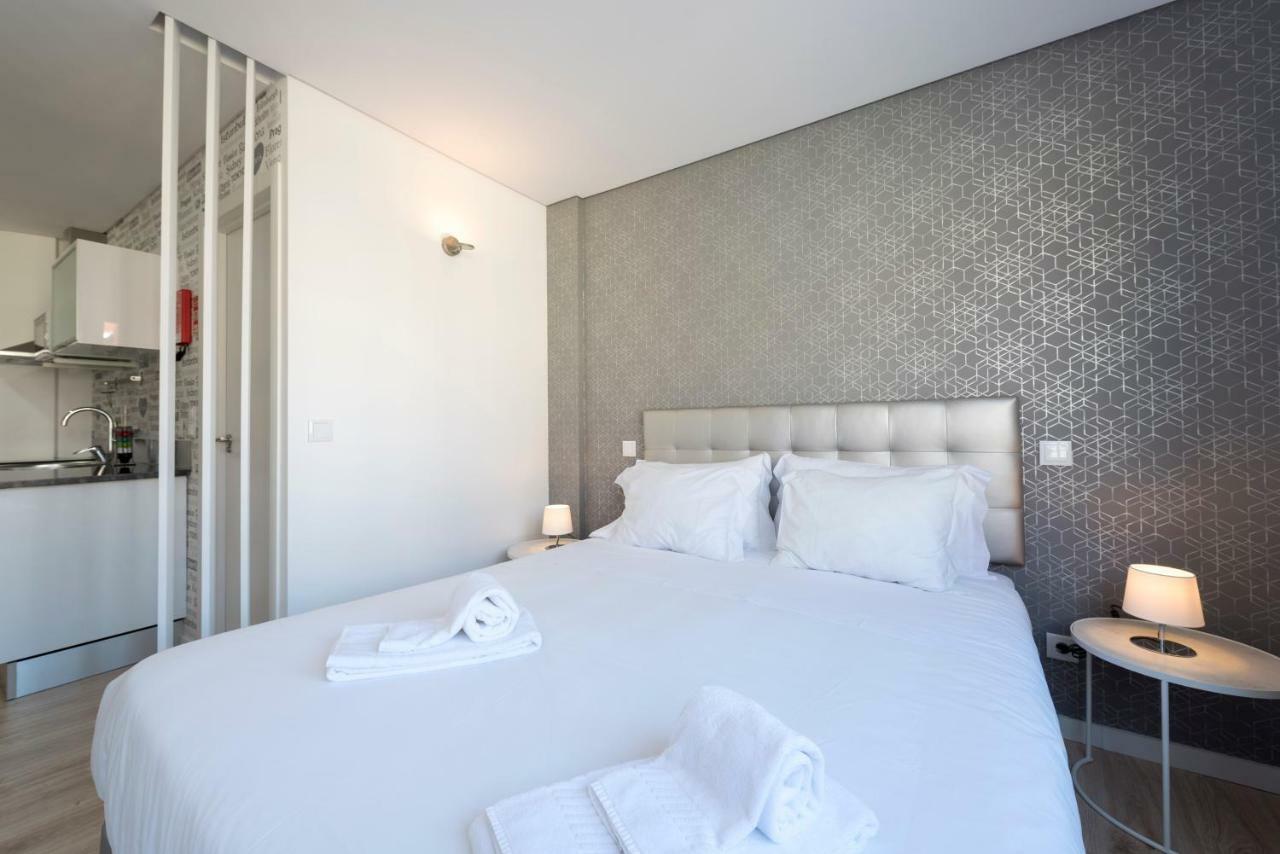 Lovelystay - Modern Flat In Alegria Apartment *
