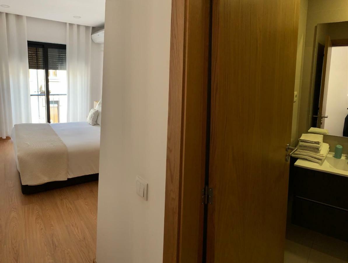 Apartment Live In *