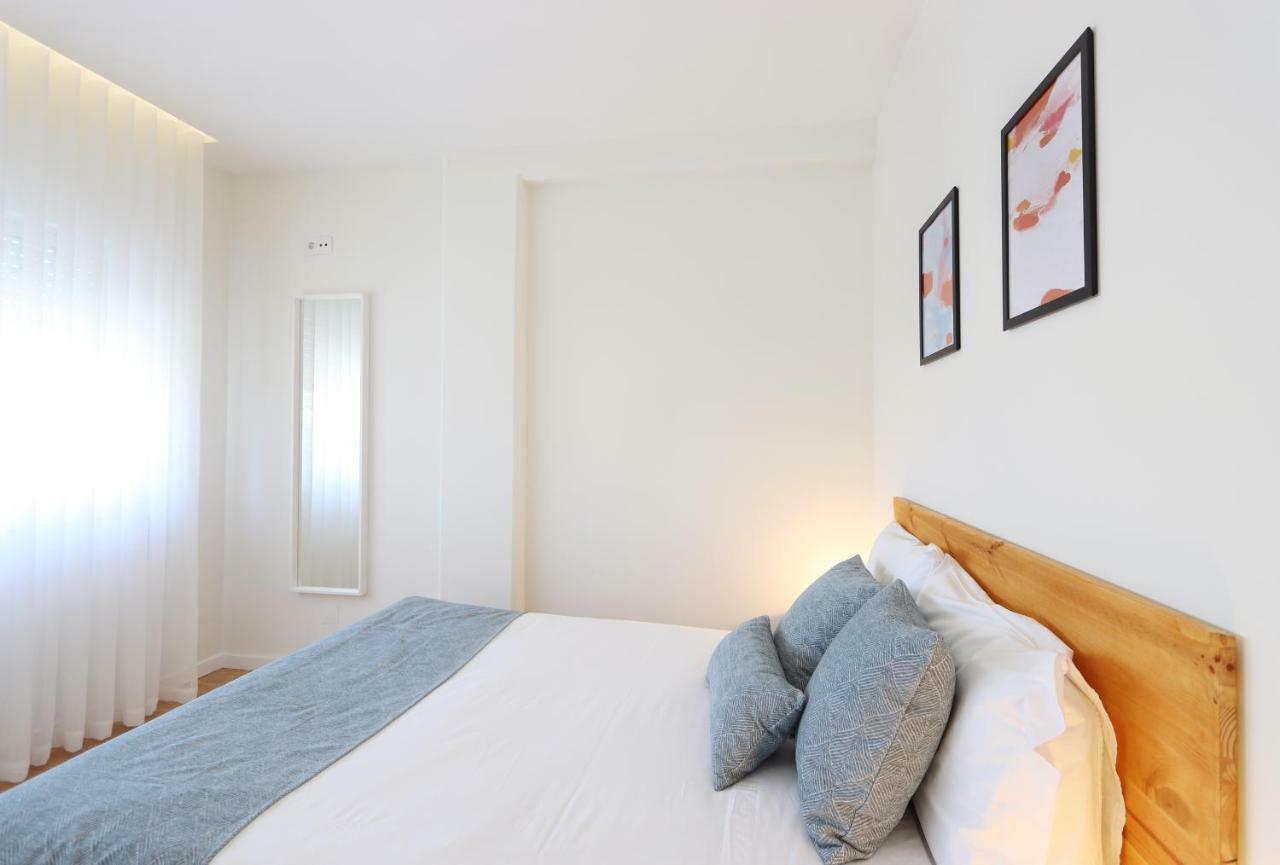 Apartment Hm - Living Batalha Square 2