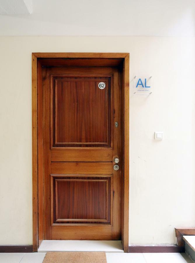 Apartment Hm - Living Batalha Square 2 *