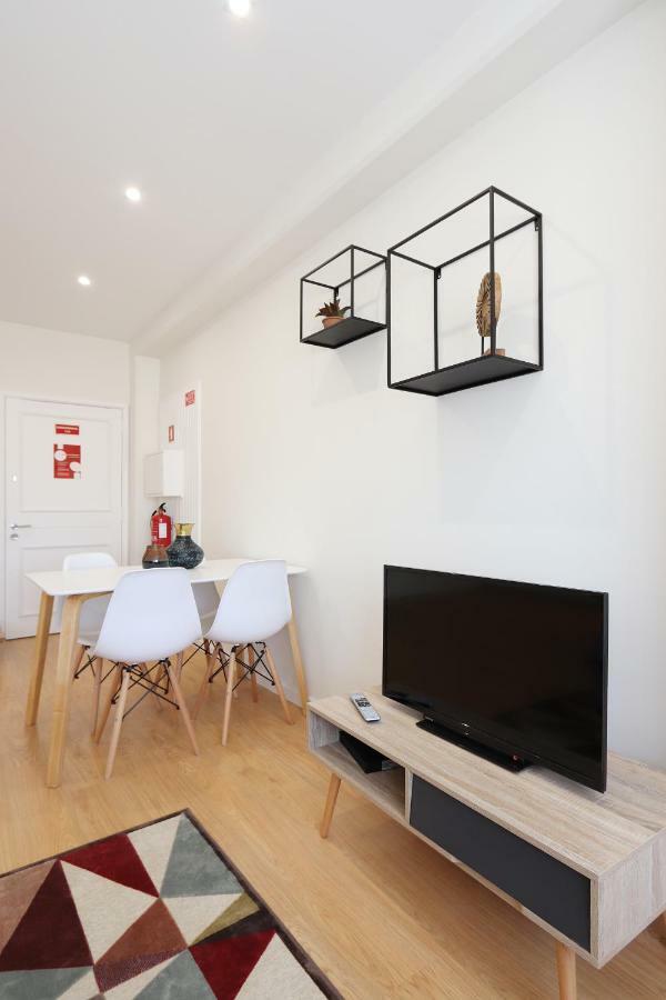 Hm - Living Batalha Square 2 Apartment Porto